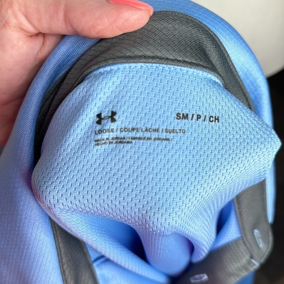 Under Armour men’s polo size small - Picture 7 of 9